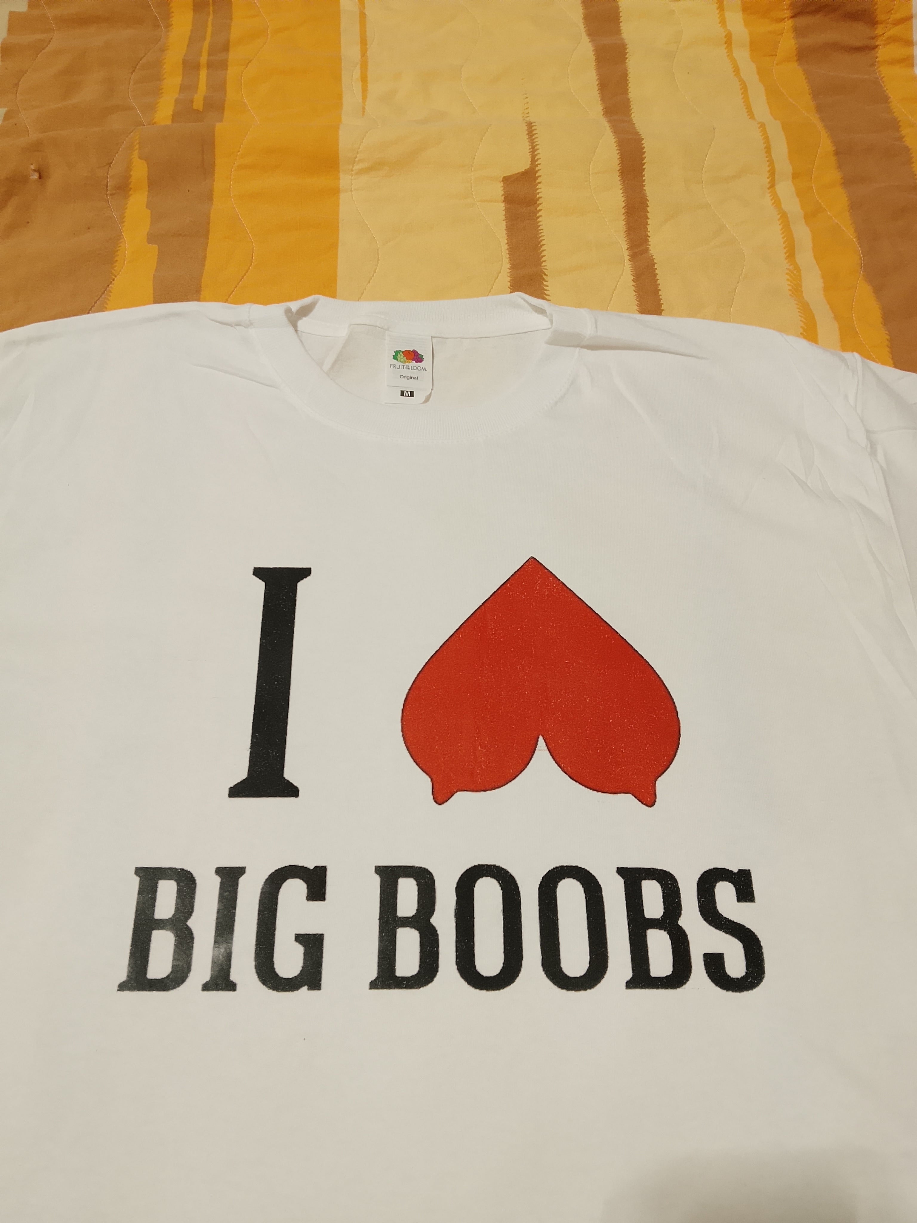 Tshirt fruit of the loom I love big Boobs