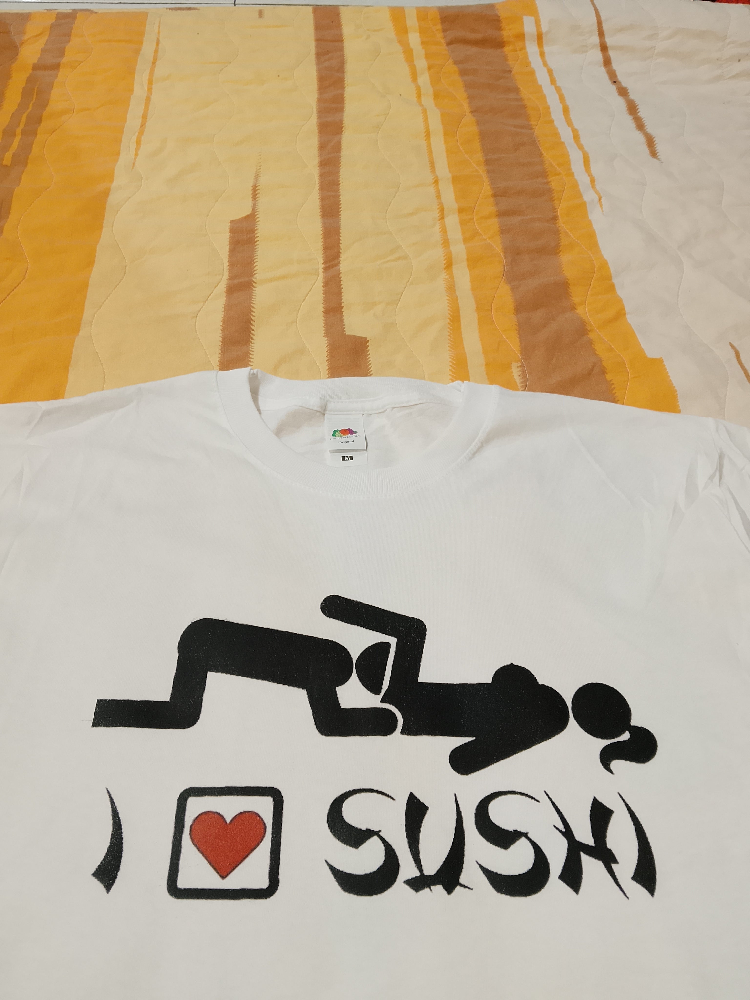Tshirt fruit of the loom con stampa DTF divertente I love sushi